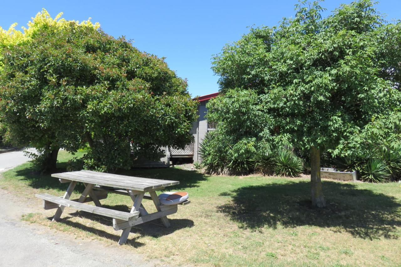 Rangiora Eco Holiday Park Fernside Bagian luar foto
