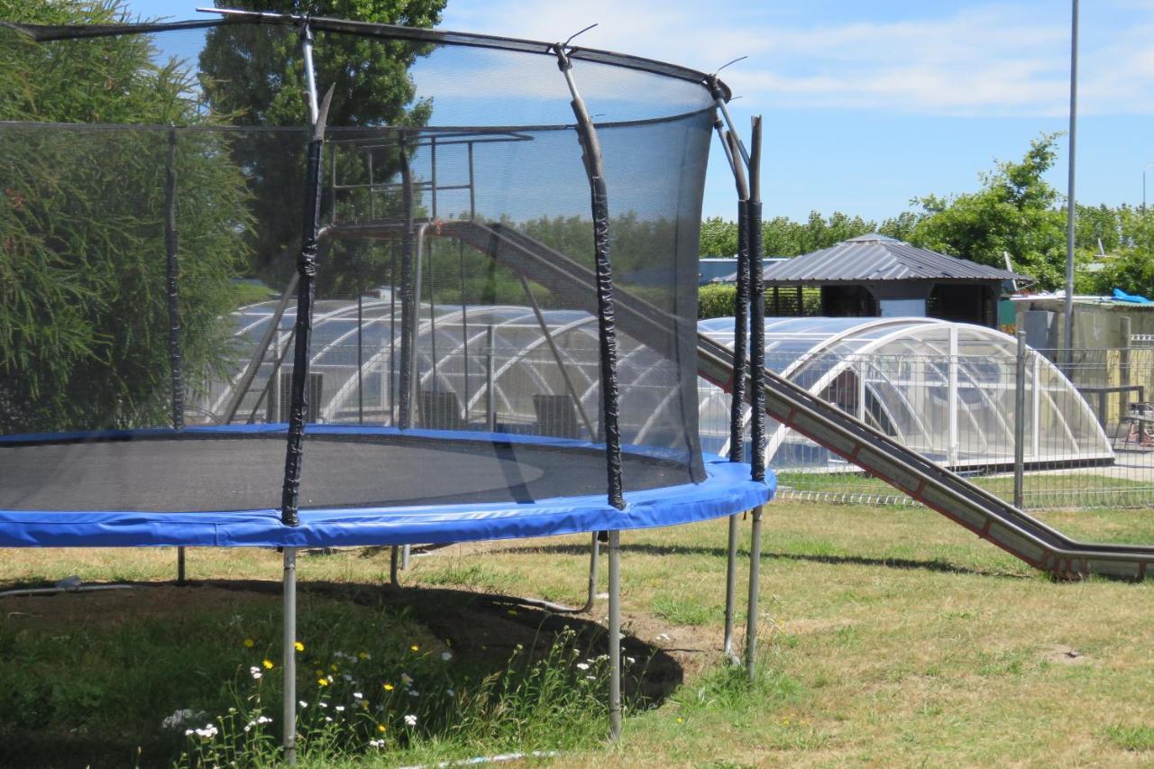 Rangiora Eco Holiday Park Fernside Bagian luar foto