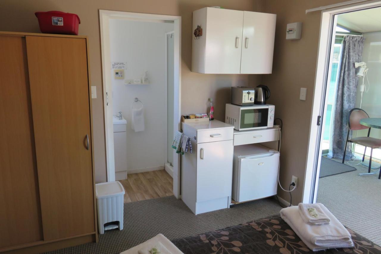 Rangiora Eco Holiday Park Fernside Bagian luar foto